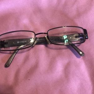 Black vogue glasses frames